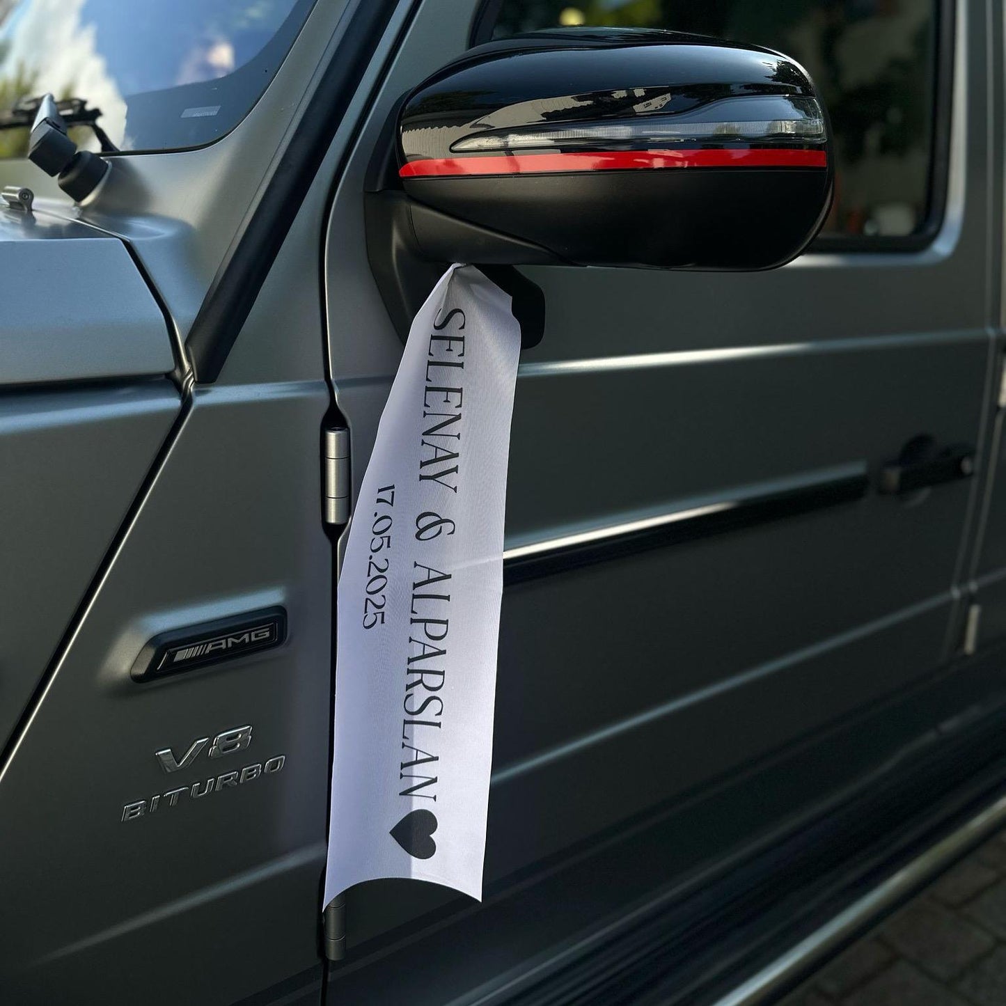 #Bruidauto #Autovlag #Trouwdecoratie #Bruidstauto #Bruiloft #Trouwdag #Bruidspaar #Trouwauto #Trouwversiering #WeddingDecor #WeddingCar #Bruiloftsdecoratie #UniekeBruilof