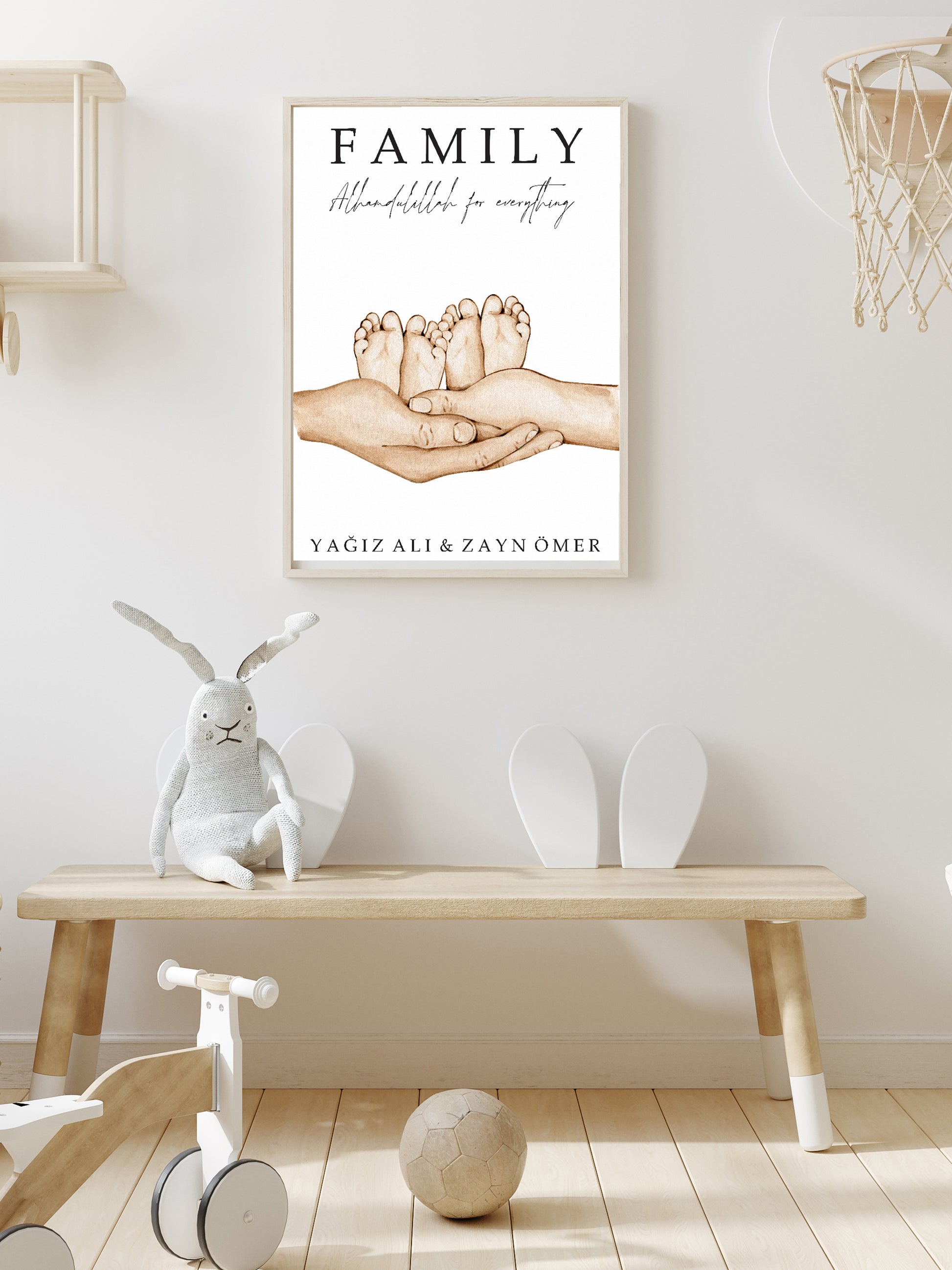 Gepersonaliseerde poster met handjes - new born cadeau - familie poster - kraam cadeau - ouders met kinder handjes - baby habdjes met hun ouders - new born cadeau - pasgeboren baby kado - familie met baby handjes -