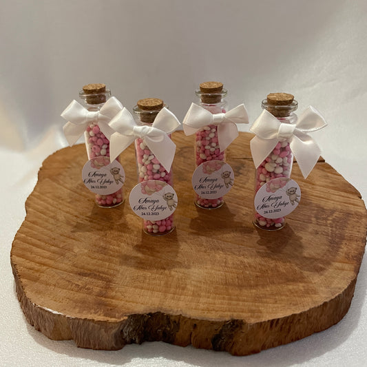 Glazen buisjes - geschenk met bloemen in glazen muisje en kaartje - bruiloft cadeau - nikah hediyeleri - bedankje met muisjes - gepersonaliseerd baby cadeau - glazen beschuit